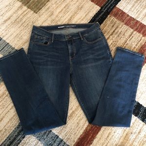 Old Navy Curvy Mid Rise Skinny Jean